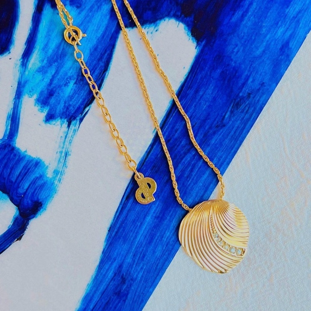 CHRISTIAN DIOR Vintage 80’s Modernist Shell Pendant W/ Crystals Gold Necklace - Picture 7 of 10
